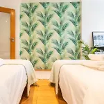 2 Bedroom In Near Easy Access Lisbon Cascais Oeiras