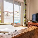 2 Bedroom Apartment In Oeiras Near Beach Easy Access Lisbon Cascais דירה *